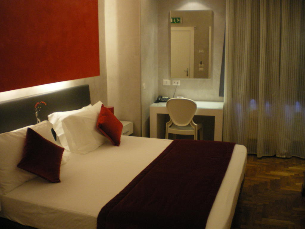 Gente Di Notte Hotel Frascati Exterior photo